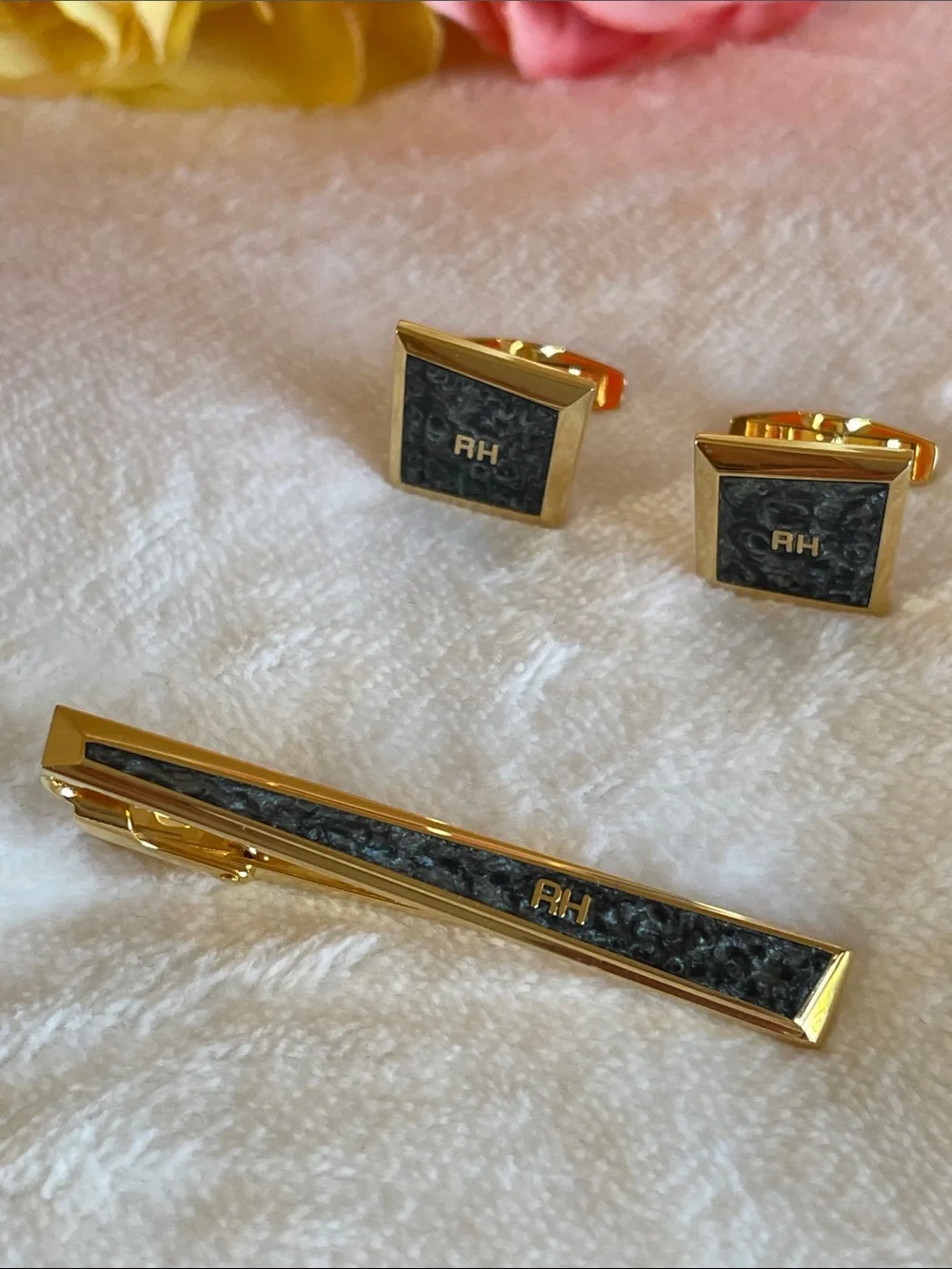 New Vintage Rykiel Homme Gold Monogram RH Tie-Clip and Cufflinks Set Rare